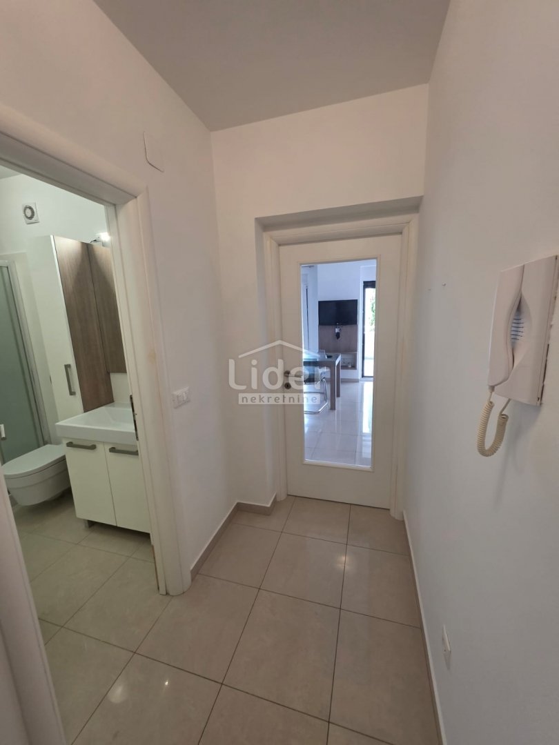 Apartmán Na predaj - Ličko-senjska Novalja