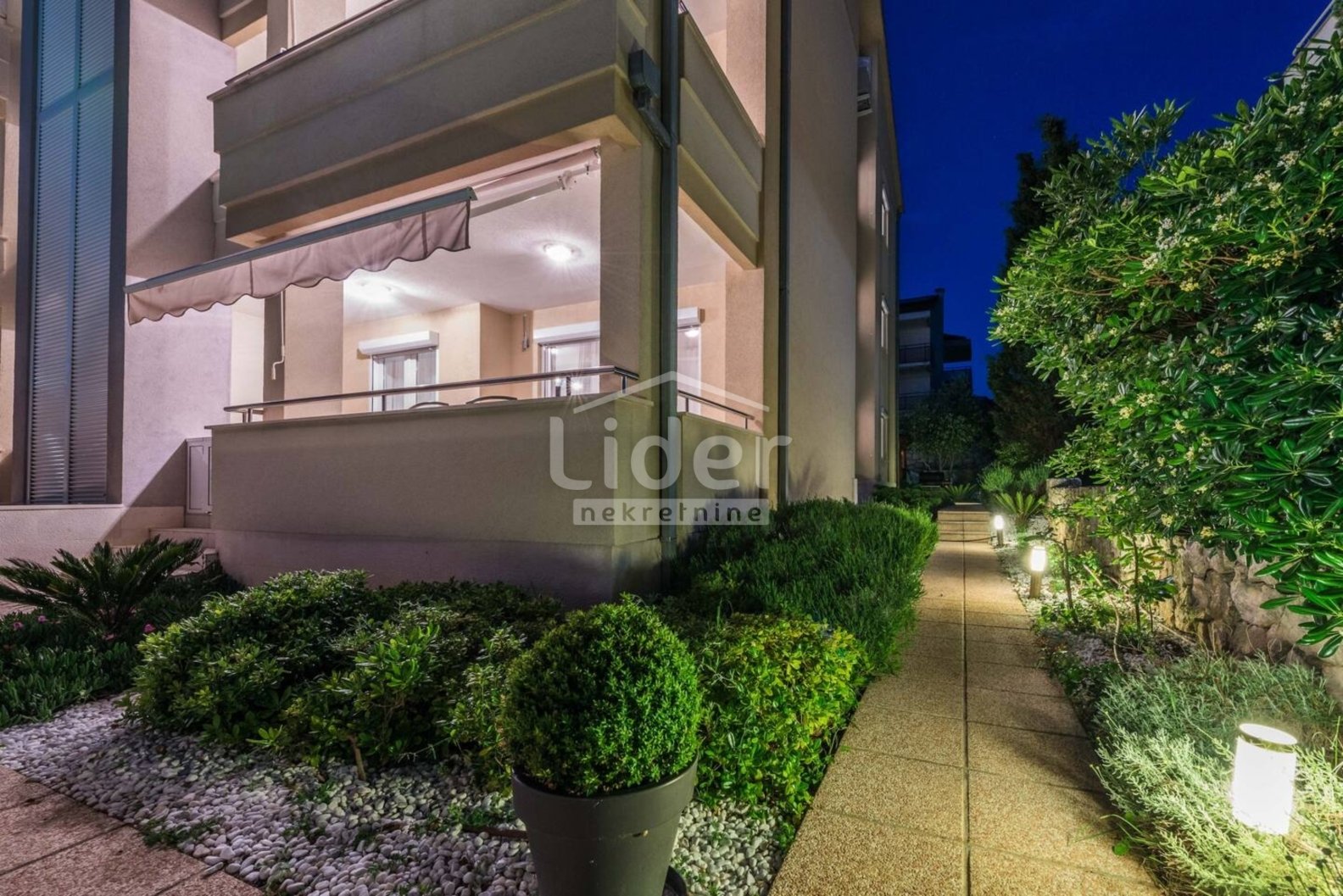 Apartmán Na predaj - Ličko-senjska Novalja