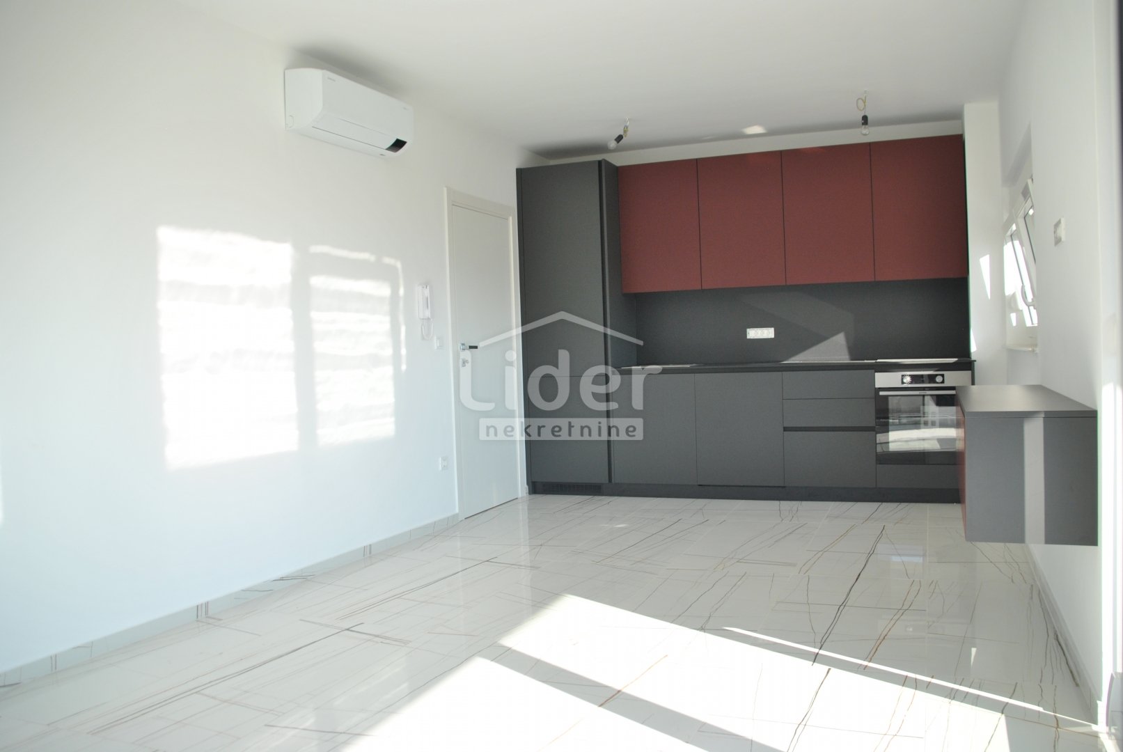 Appartement À vendre - Ličko-senjska Novalja