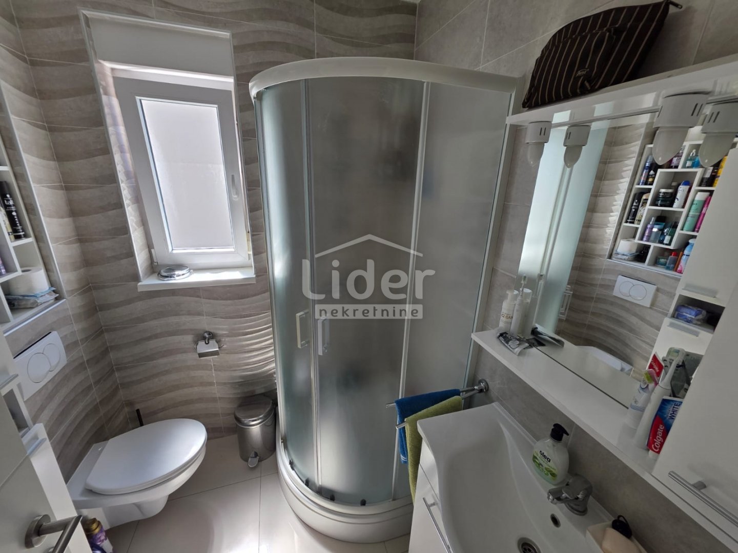 Apartmán Na predaj - Ličko-senjska Novalja