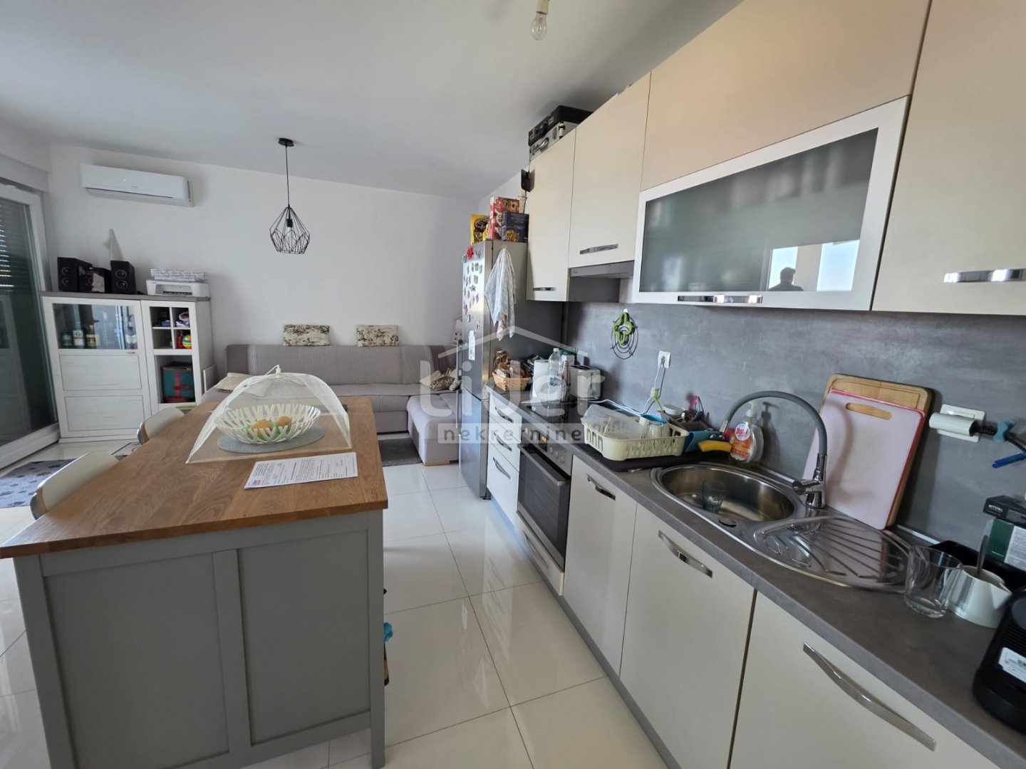 Apartmán Na predaj - Ličko-senjska Novalja