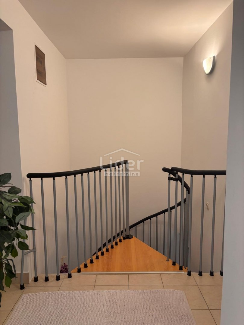 Apartmán Na predaj - Ličko-senjska Novalja
