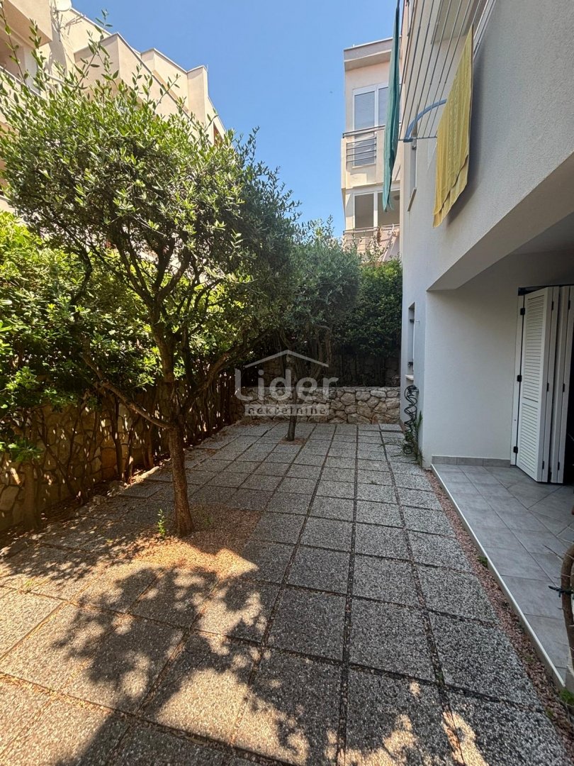 Apartmán Na predaj - Ličko-senjska Novalja