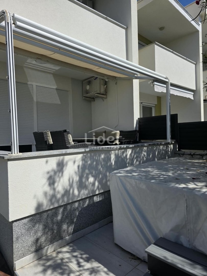 Apartmán Na predaj - Ličko-senjska Novalja