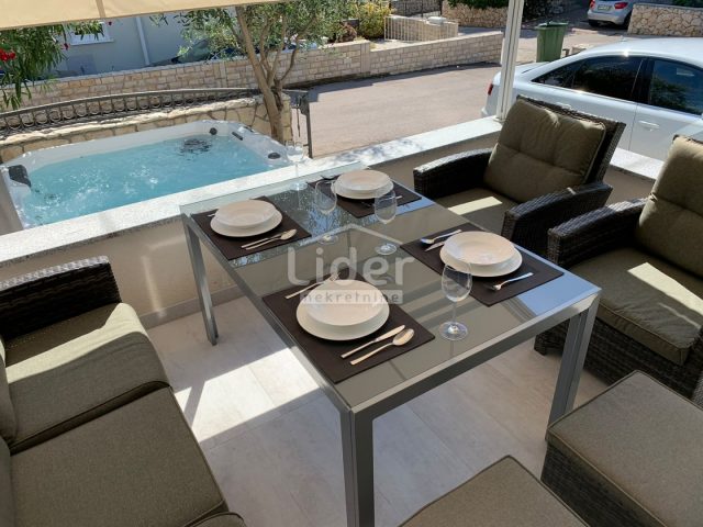 Appartement à vendre 80 m² – Novalja
