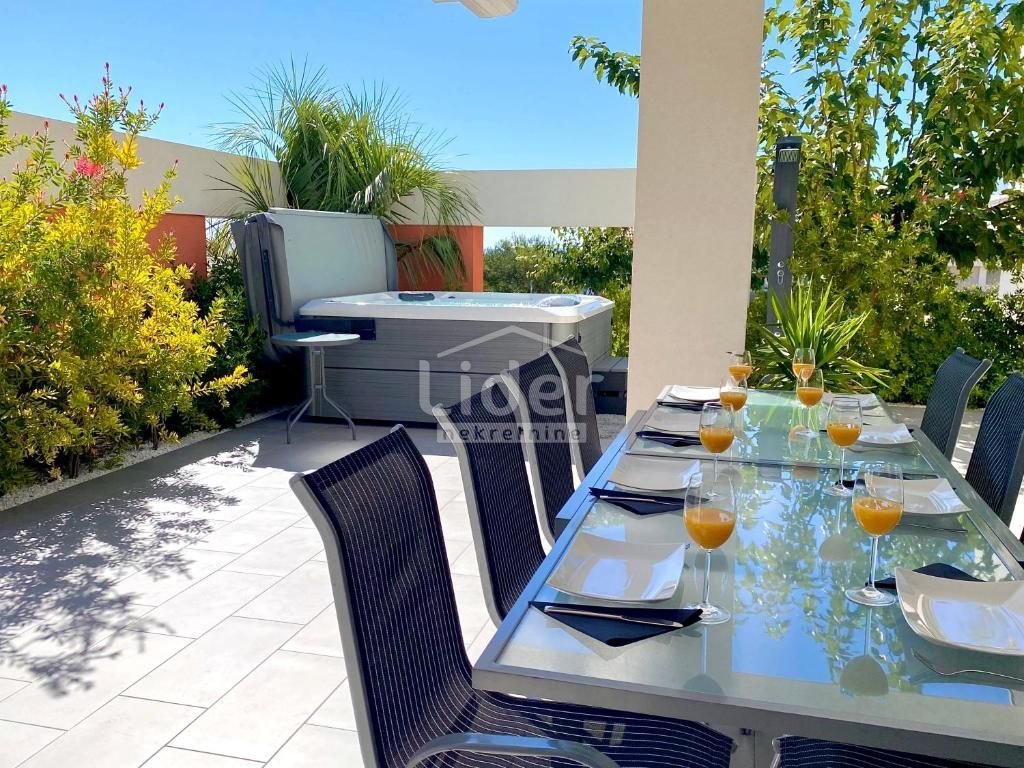Appartement À vendre - Ličko-senjska Novalja