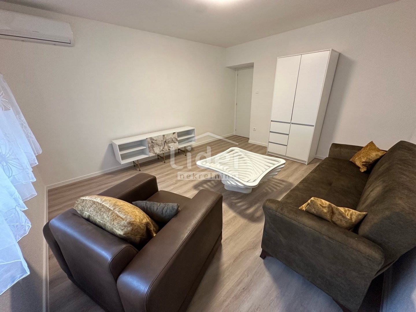 Appartement À louer - Primorsko-goranska Potok - foto 1/12