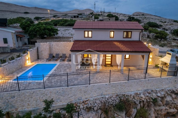 Maison à vendre 69 m² – Novalja