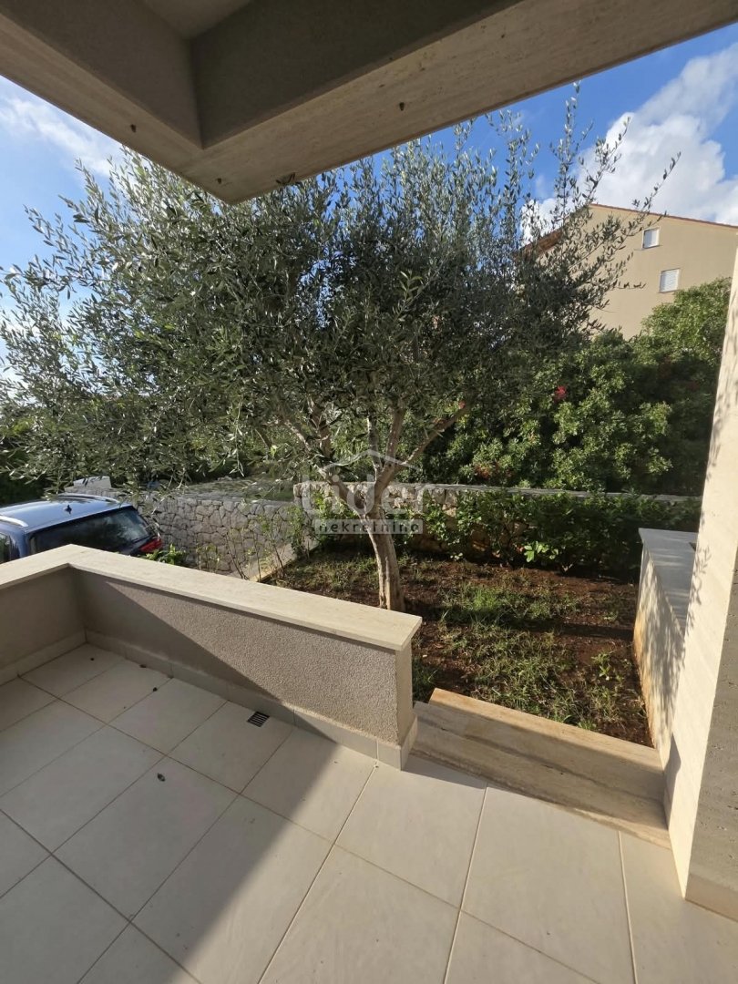Apartma Naprodaj - Ličko-senjska Novalja