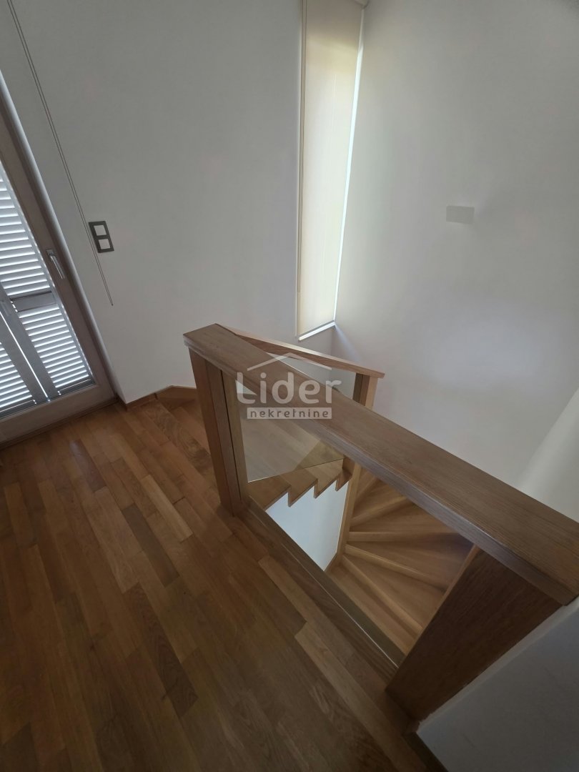Apartma Naprodaj - Ličko-senjska Novalja