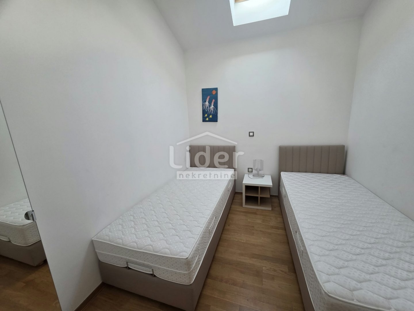 Apartma Naprodaj - Ličko-senjska Novalja