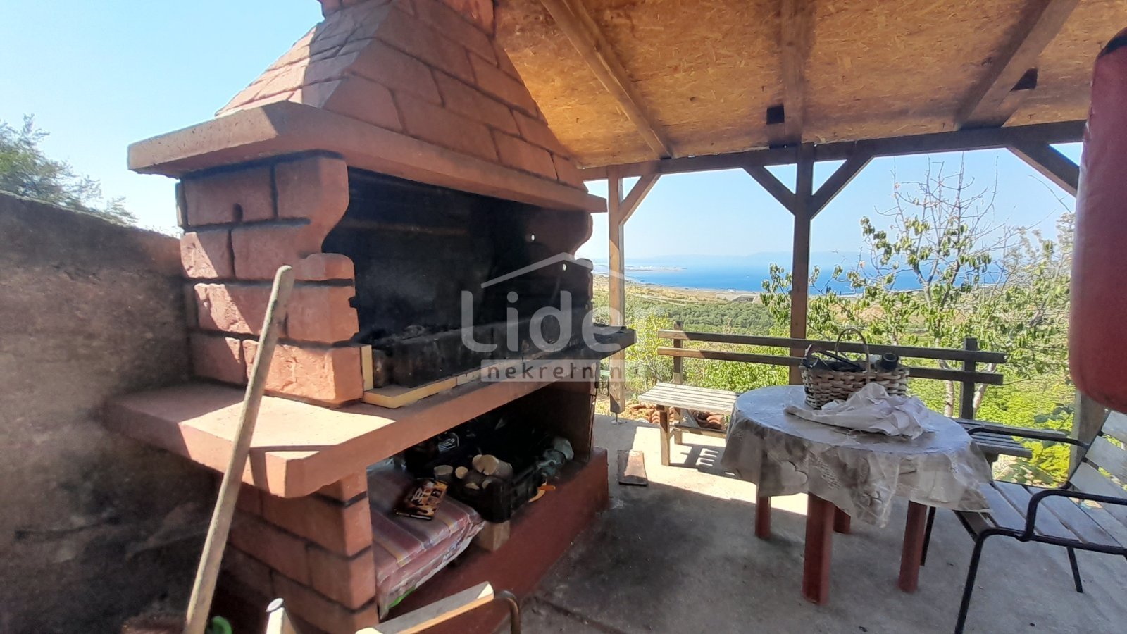 House For sale - Primorsko-goranska Praputnjak