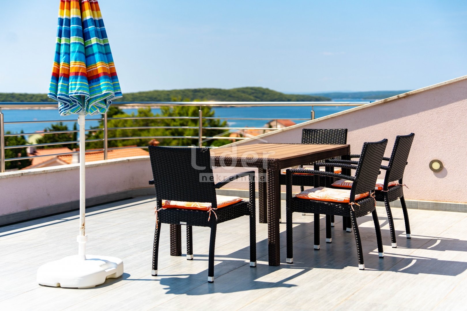 Appartement À vendre - Primorsko-goranska Barbat na Rabu