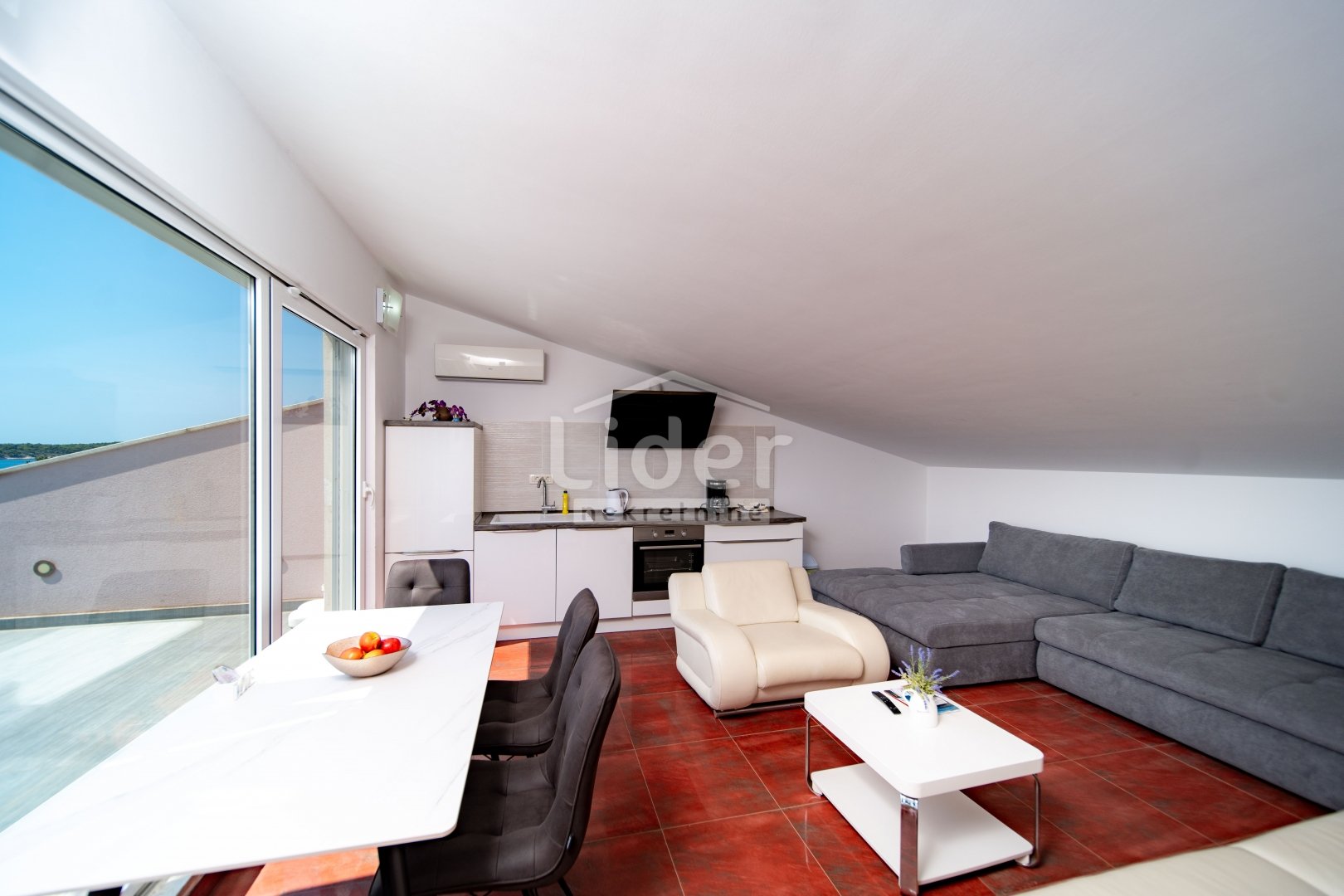 Appartement À vendre - Primorsko-goranska Barbat na Rabu