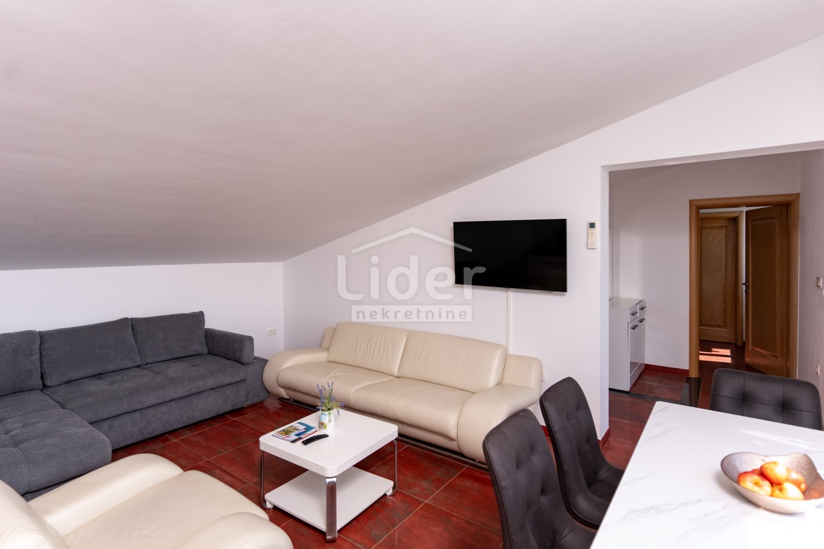 Appartement À vendre - Primorsko-goranska Barbat na Rabu