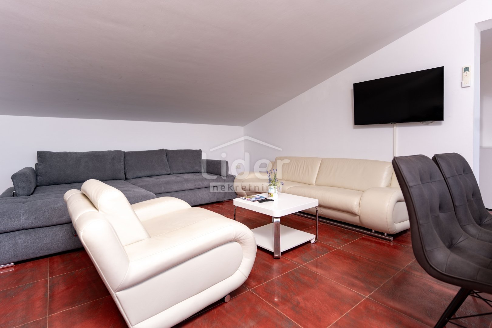 Appartement À vendre - Primorsko-goranska Barbat na Rabu
