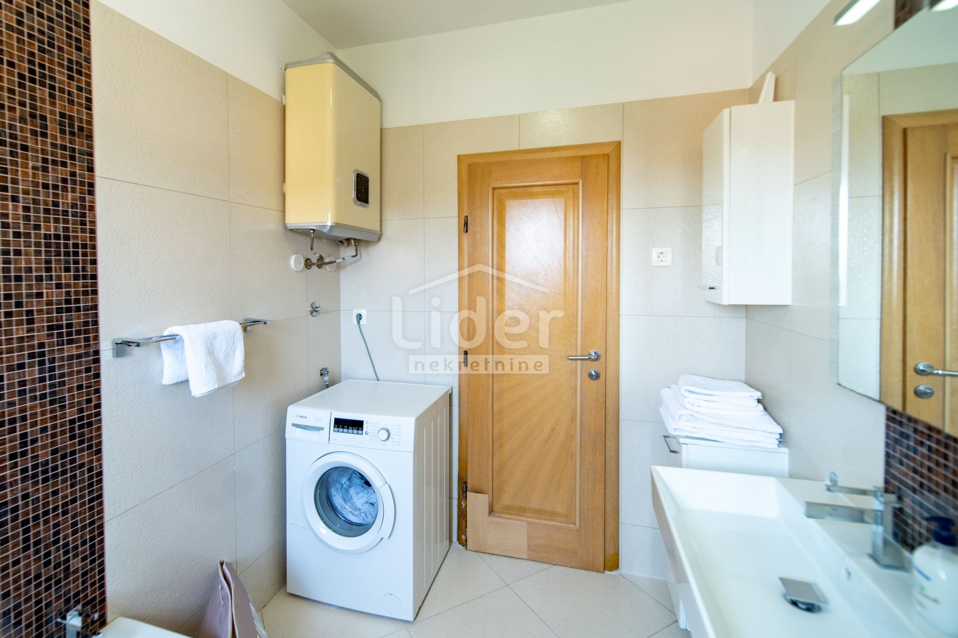 Appartement À vendre - Primorsko-goranska Barbat na Rabu