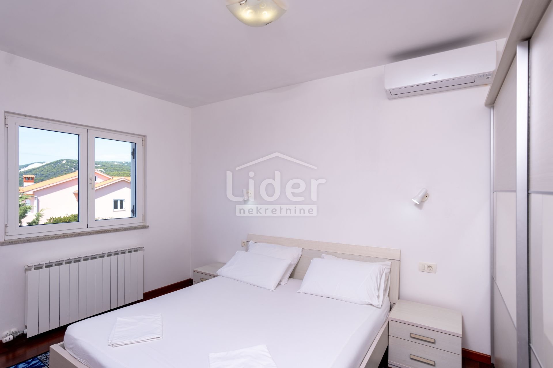 Appartement À vendre - Primorsko-goranska Barbat na Rabu