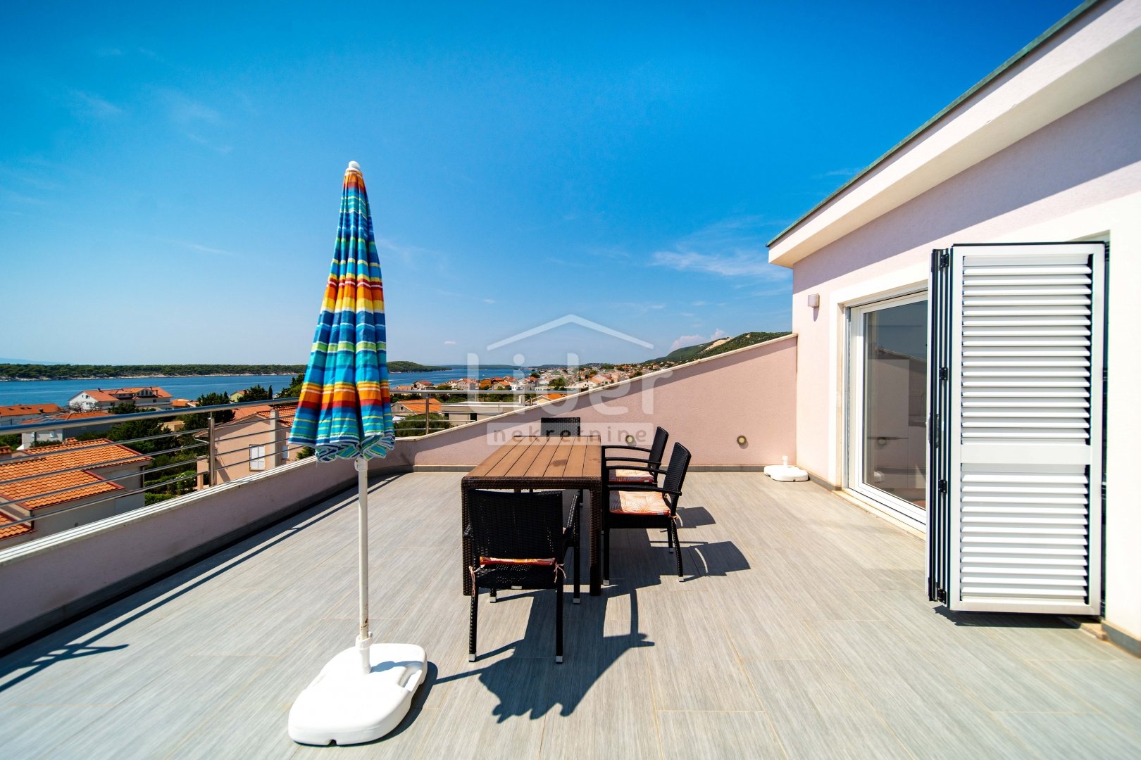 Appartement À vendre - Primorsko-goranska Barbat na Rabu