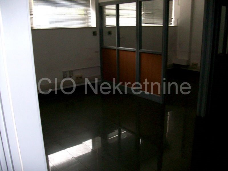 Business premises For rent - SPLITSKO-DALMATINSKA  SPLIT 