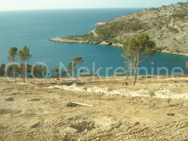 Land For sale - SPLITSKO-DALMATINSKA  BRAČ 