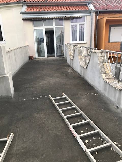 Hiša Na predaj - Primorsko-goranska Crikvenica