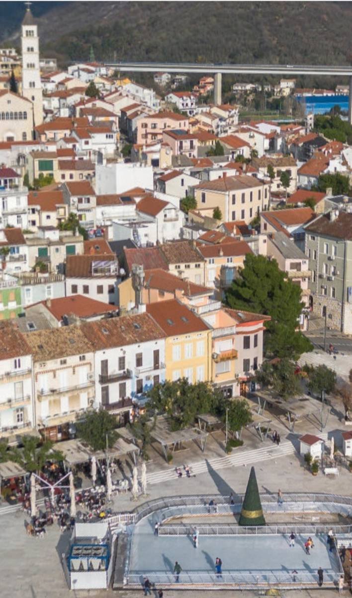 Hiša Na predaj - Primorsko-goranska Crikvenica