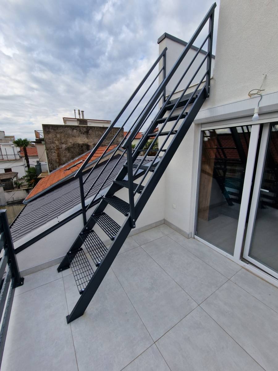 Hiša Na predaj - Primorsko-goranska Crikvenica