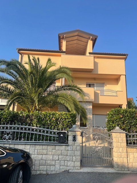 Apartment Zu verkaufen - Primorsko-goranska Jadranovo - foto 1/14