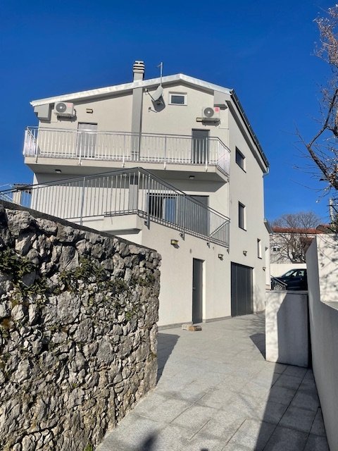 House For sale - Primorsko-goranska Novi Vinodolski - foto 1/33