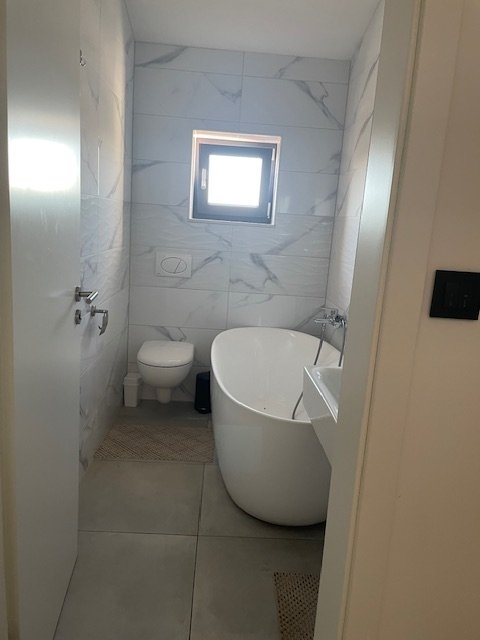 House For sale - Primorsko-goranska Novi Vinodolski