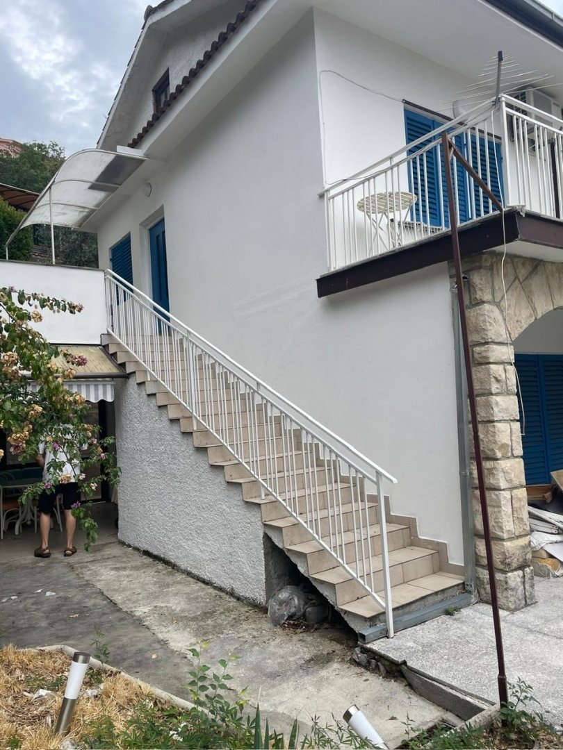Haus Zu verkaufen - Primorsko-goranska Jadranovo