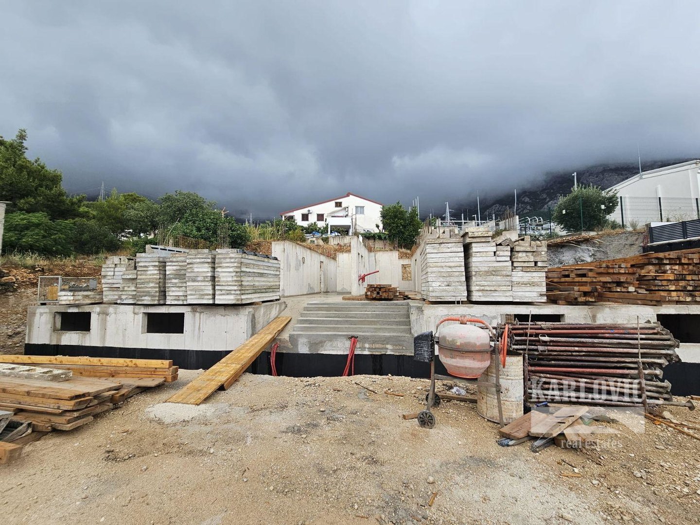 Flat For sale - Splitsko-dalmatinska Makarska