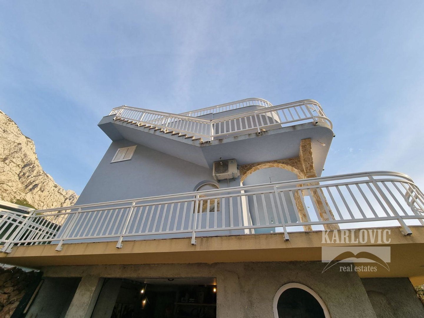 Casa In vendita - Splitsko-dalmatinska Bast