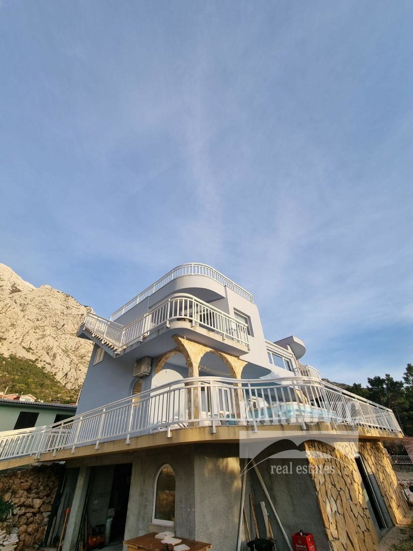 Casa In vendita - Splitsko-dalmatinska Bast