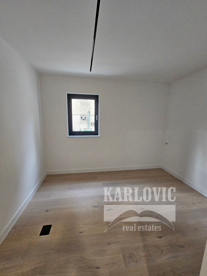 Flat For sale - Splitsko-dalmatinska Makarska