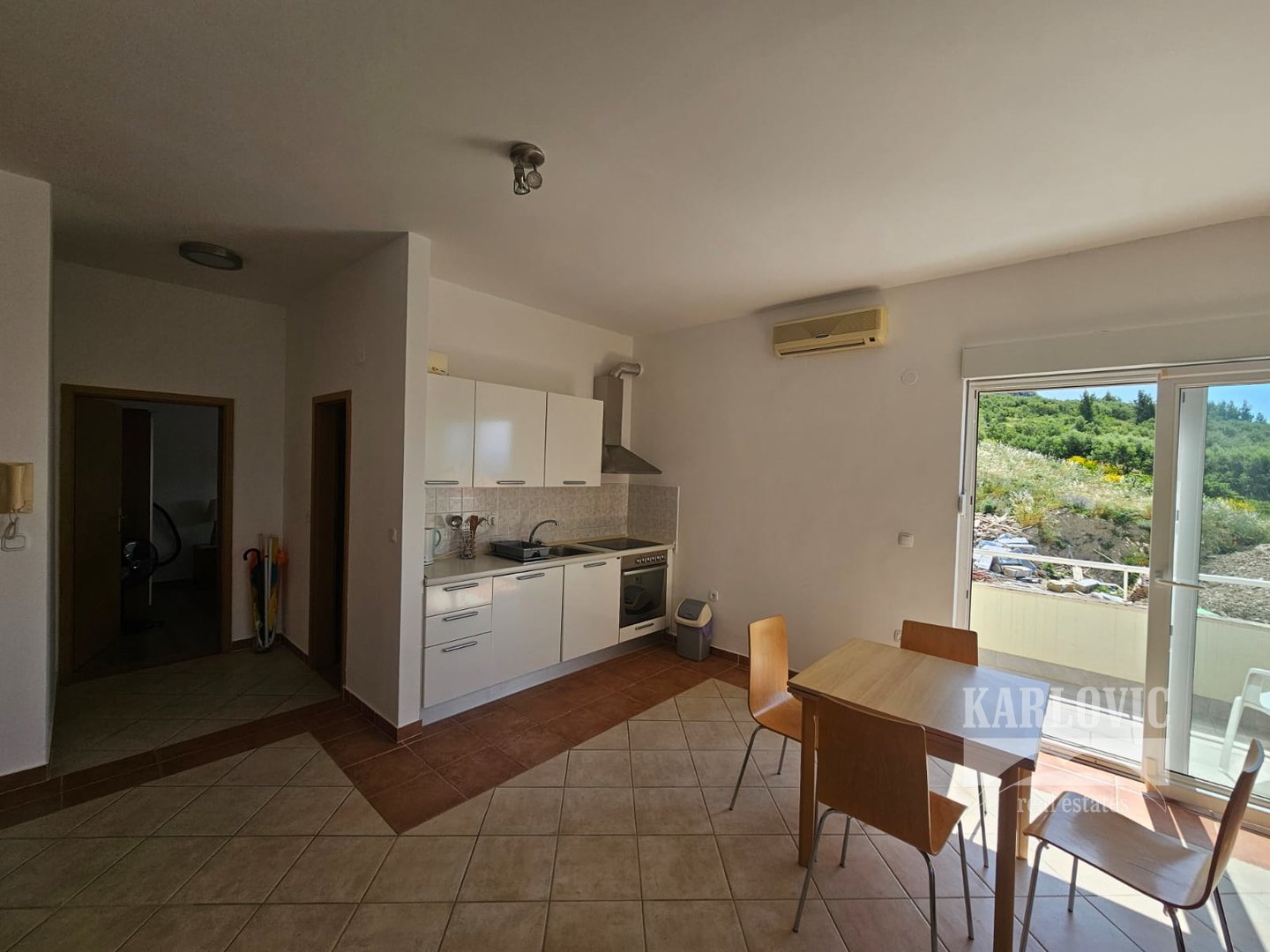 Appartamento In vendita - Splitsko-dalmatinska Promajna