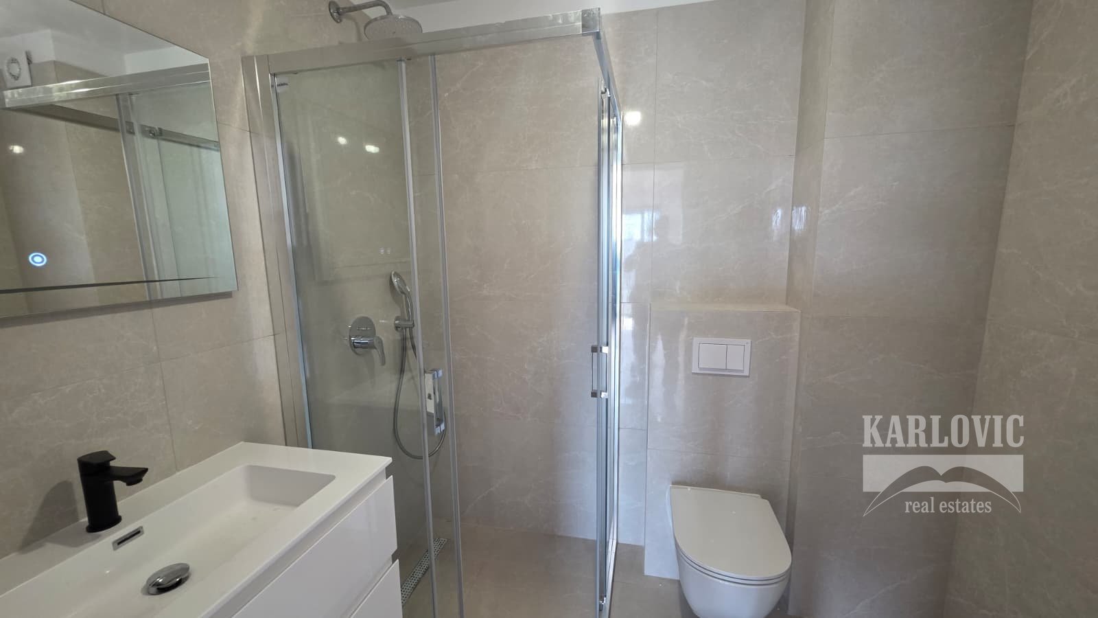Flat For sale - Splitsko-dalmatinska Makarska