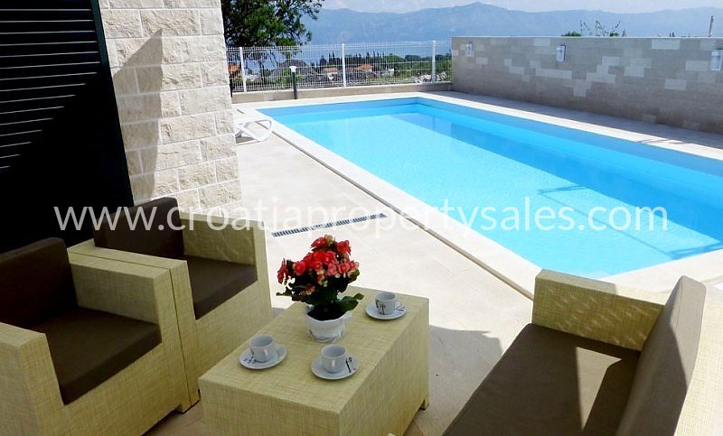 House For sale -  Brac