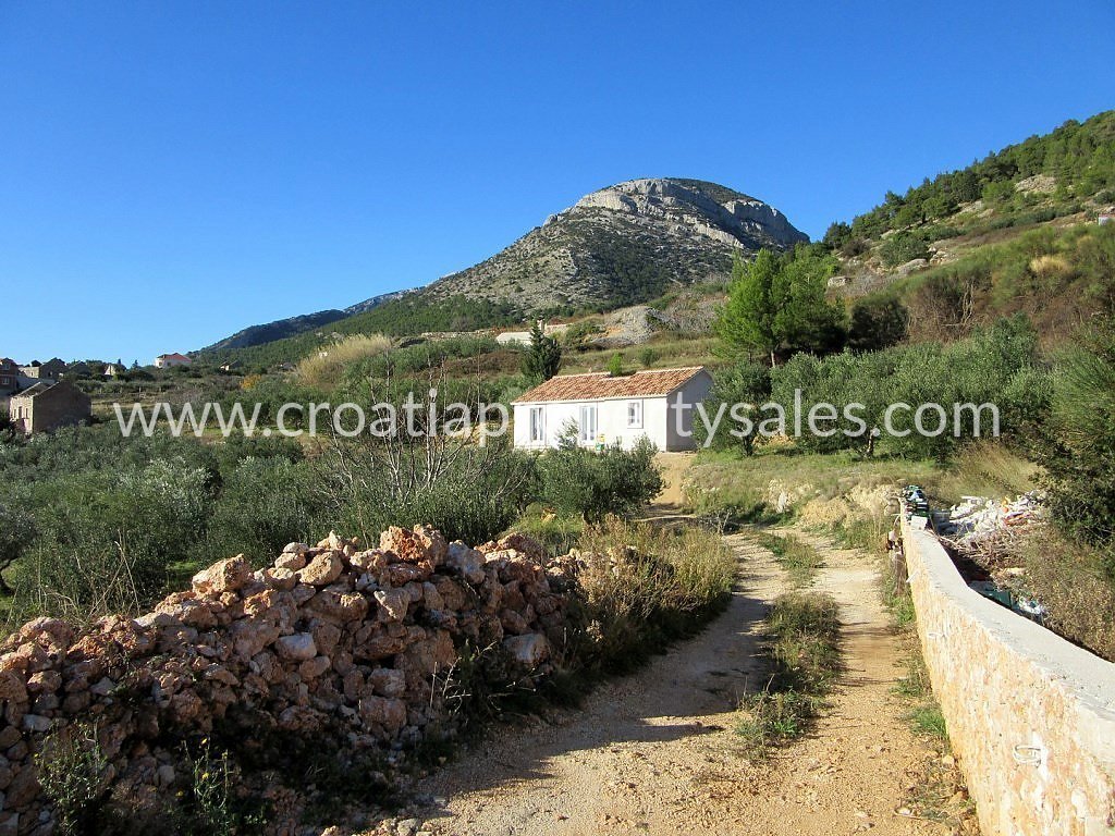Casa In vendita -  Brac