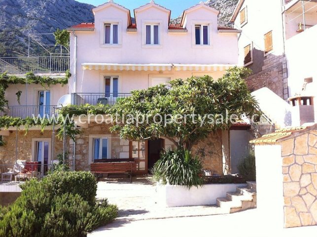 Casa in vendita 240 m² – Hvar