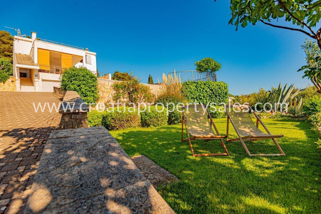 Casa In vendita - Šibensko-kninska Šibenik