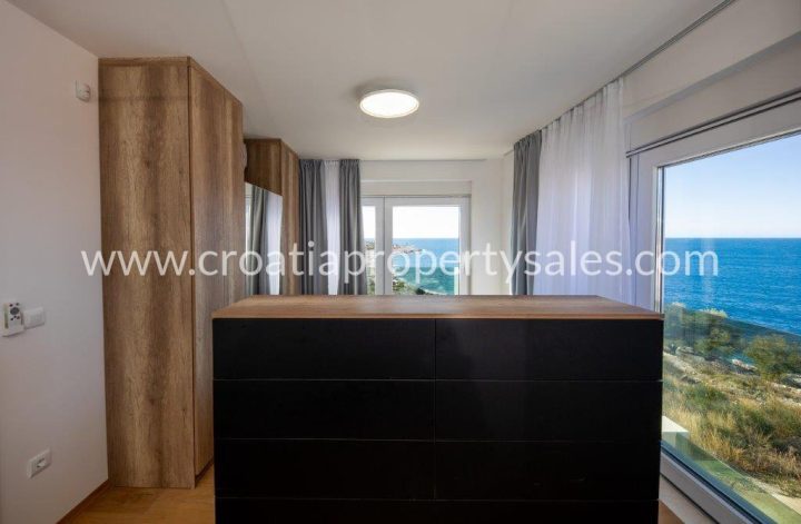Casa In vendita - šibensko-kninska Rogoznica - foto 5/16