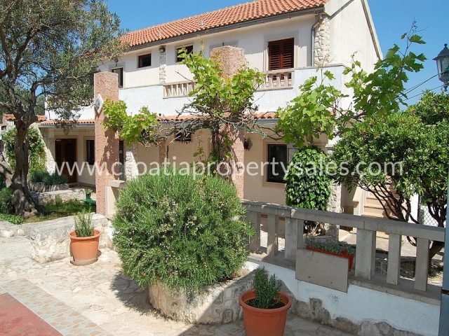 Dom na predaj 140 m² – Brac