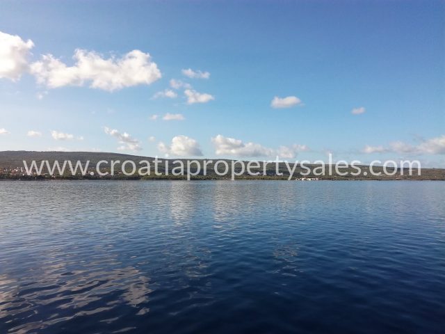 Zemljište na prodaju 38934 m² – Brac