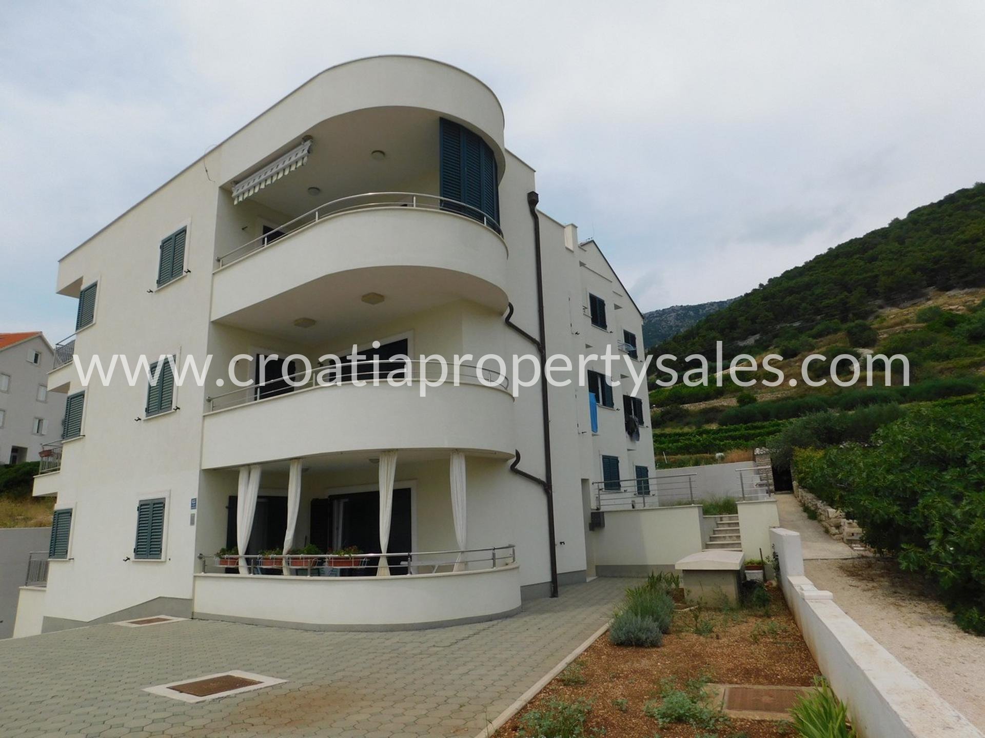 Flat For sale - Brac - foto 1/7