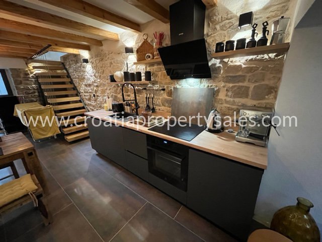 Casa In vendita - Kastela - foto 4/10