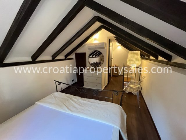 Casa In vendita -  Kastela