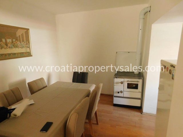 Flat For sale - Splitsko-dalmatinska Kaštela - foto 4/7