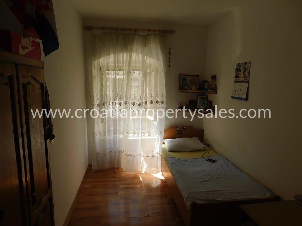 Flat For sale - Splitsko-dalmatinska Kaštela
